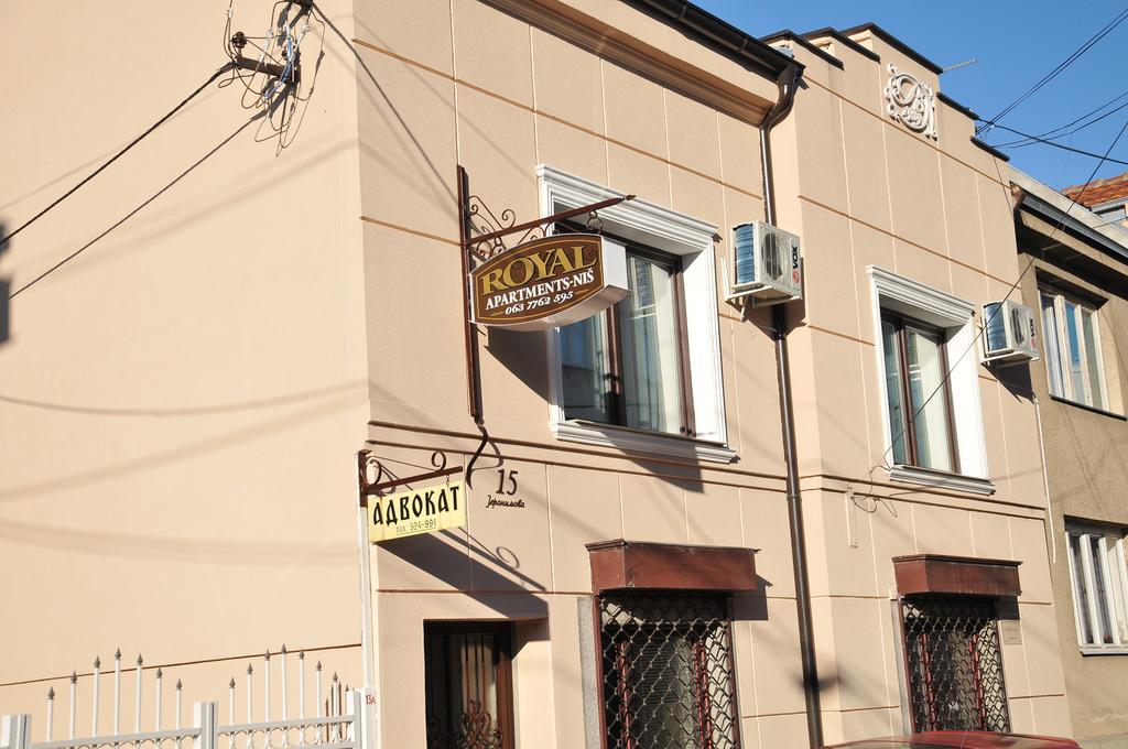 Royal Apartments Ni Buitenkant foto
